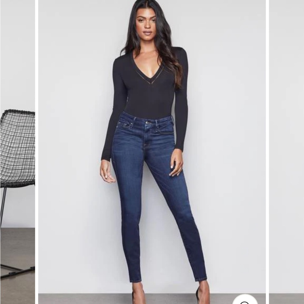 Good American Women's Skinny Jeans - Dark Blue Like new condition size 4
